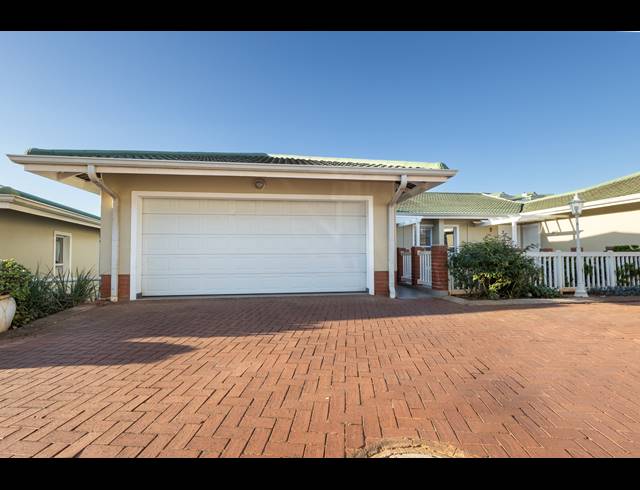 3 BEDROOM TOWNHOUSE FOR SALE IN KINDLEWOOD ESTATE